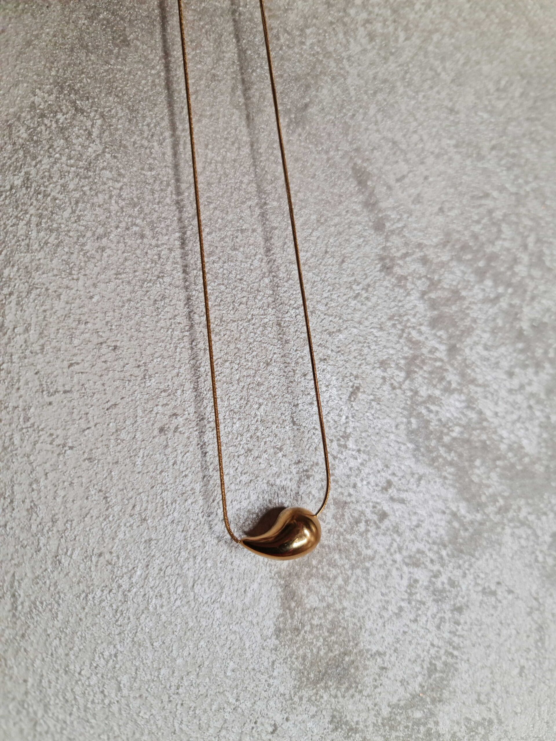 20240208_151048_optimized Drop necklace - Image 1